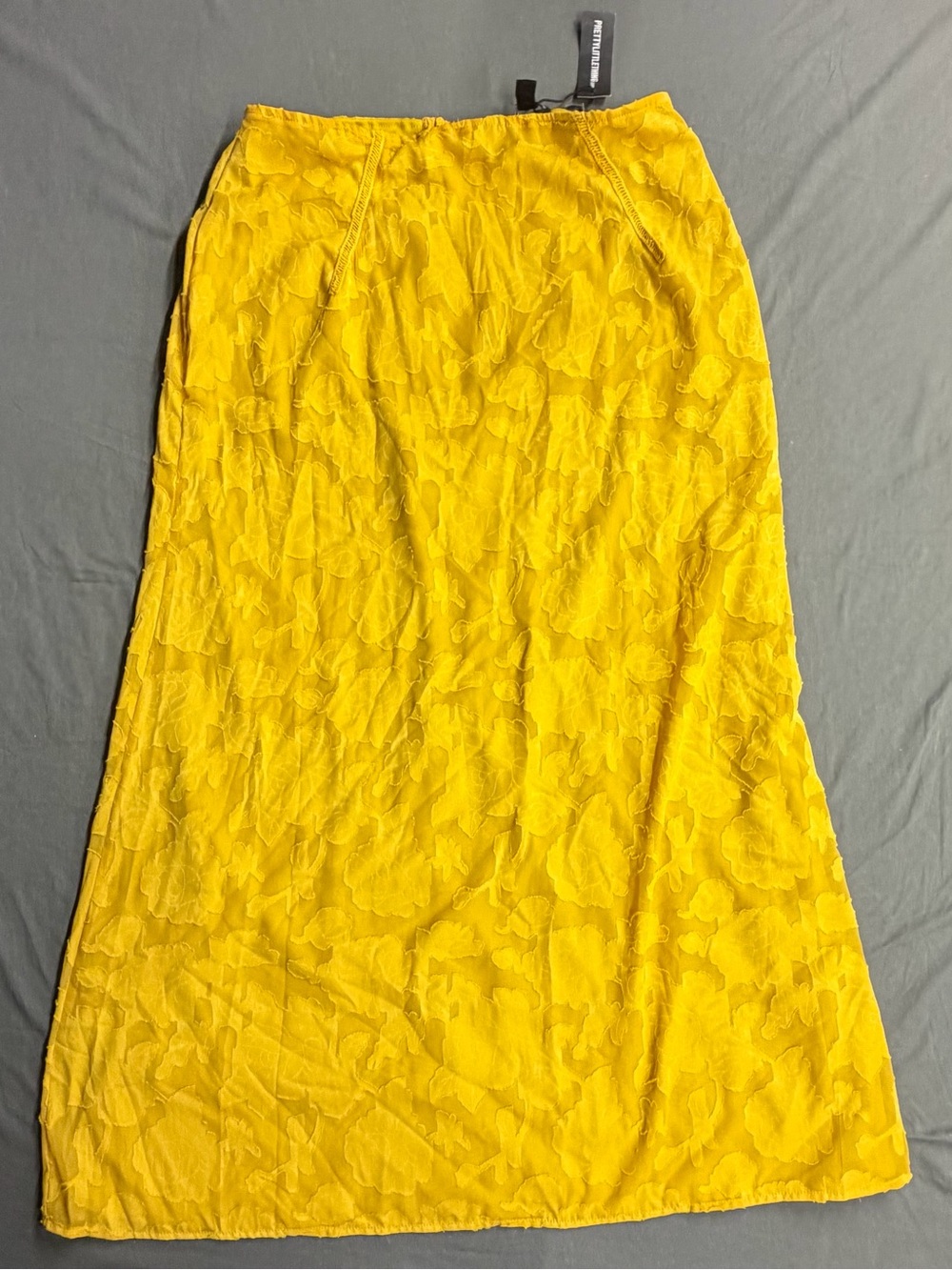 NWT PrettyLittleThing Yellow Textured Slip Maxi Skirt size 12